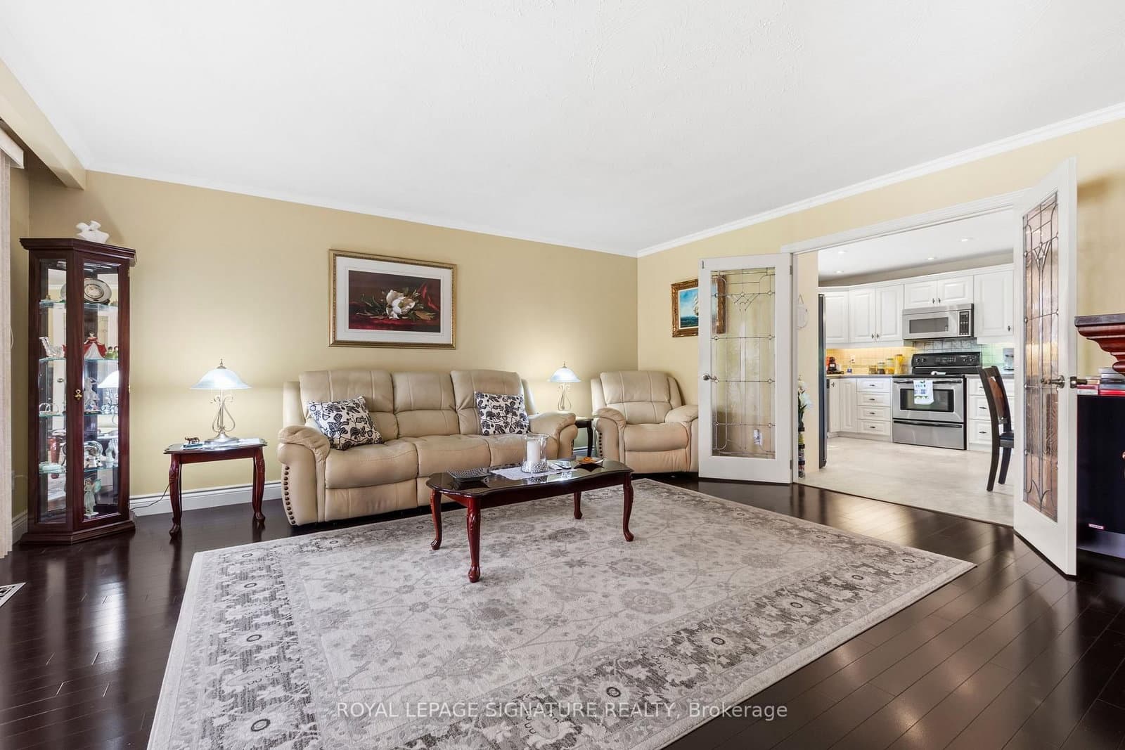 58 Centennial Parkway S - Image 4