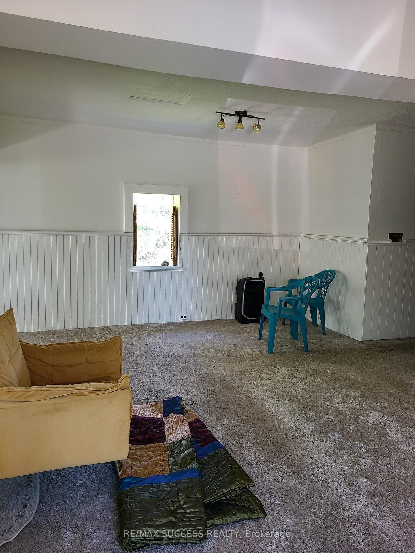 687 New Dundee Road - Image 5