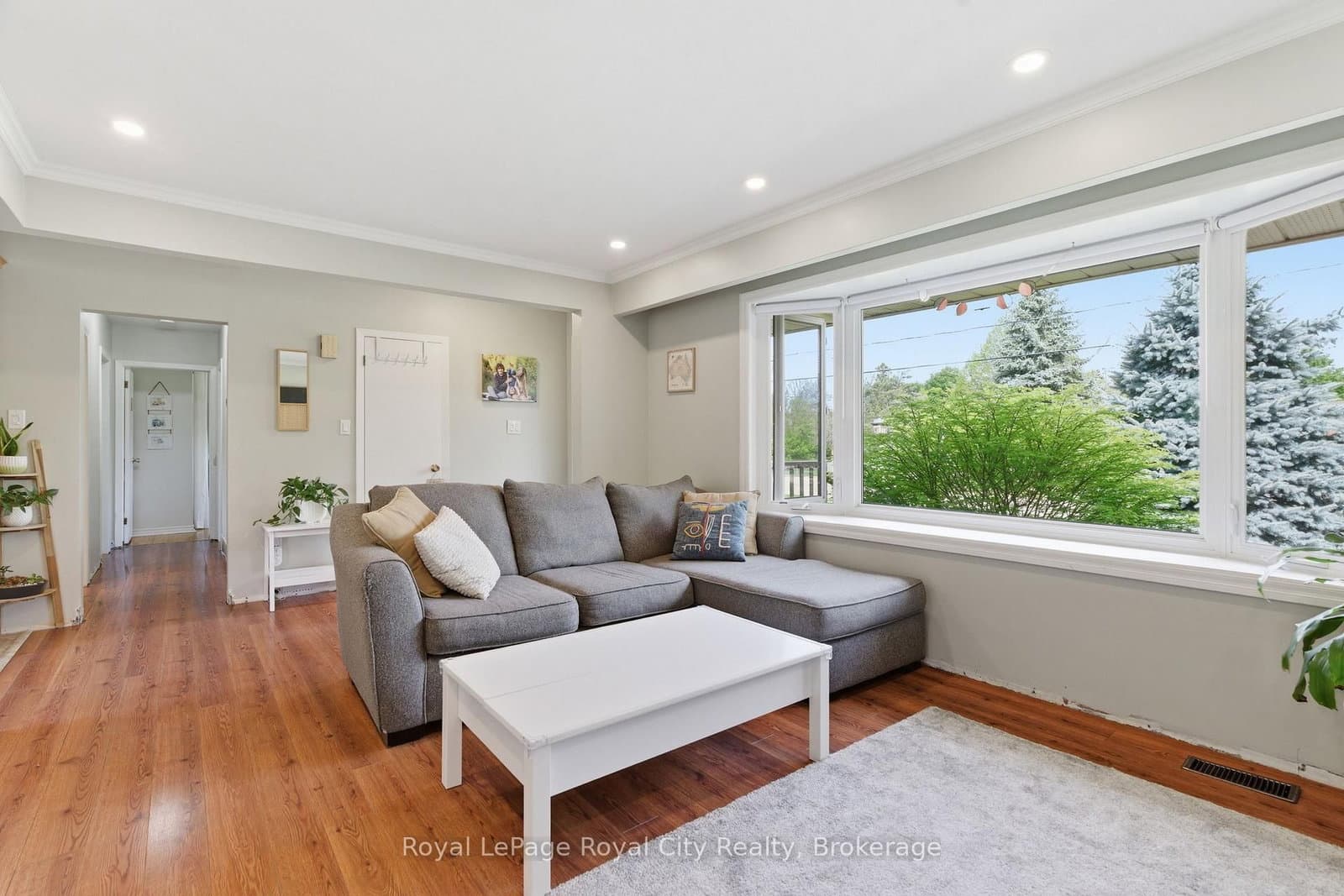 44 Ridgeway Avenue - Image 6