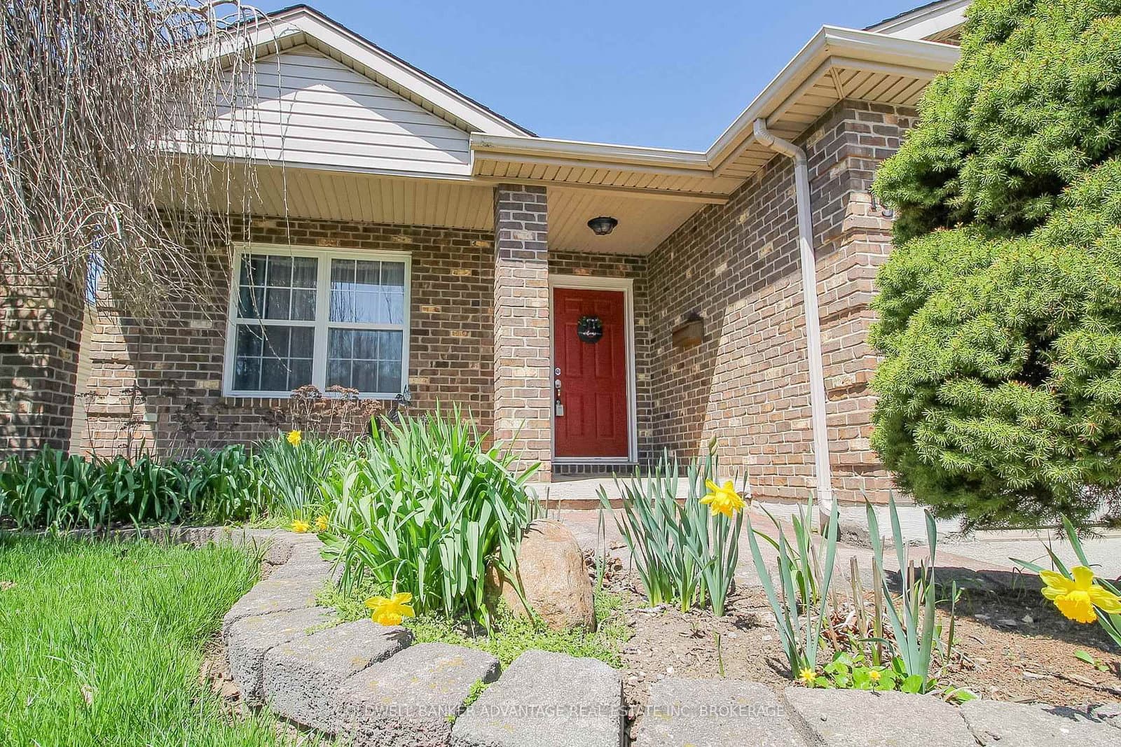 19 Windle Village Crescent - Image 3