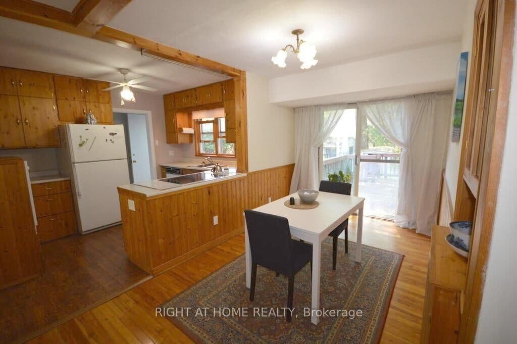 200 Woodroffe Avenue - Image 3