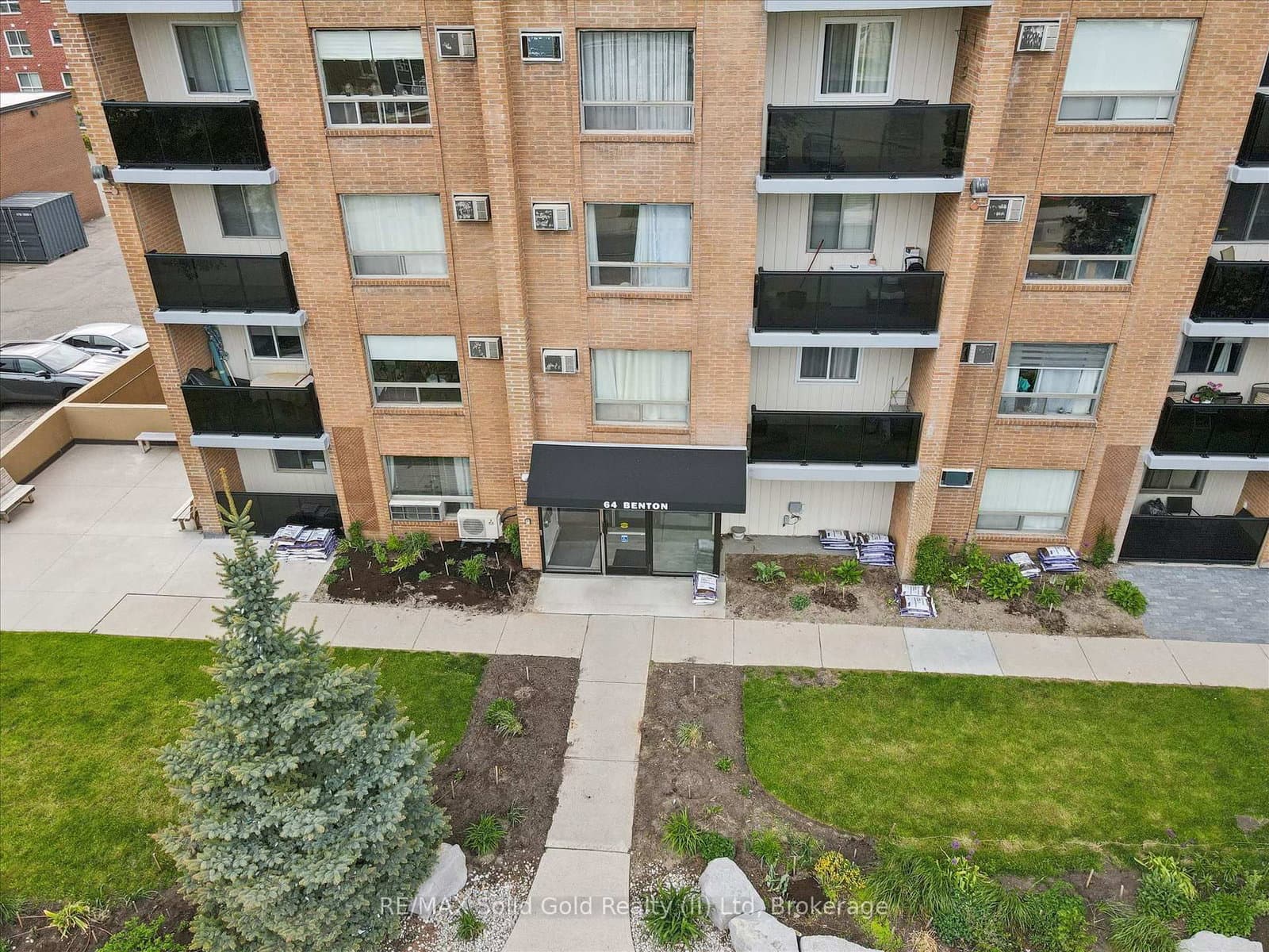64 Benton Street, Unit 304 - Image 4
