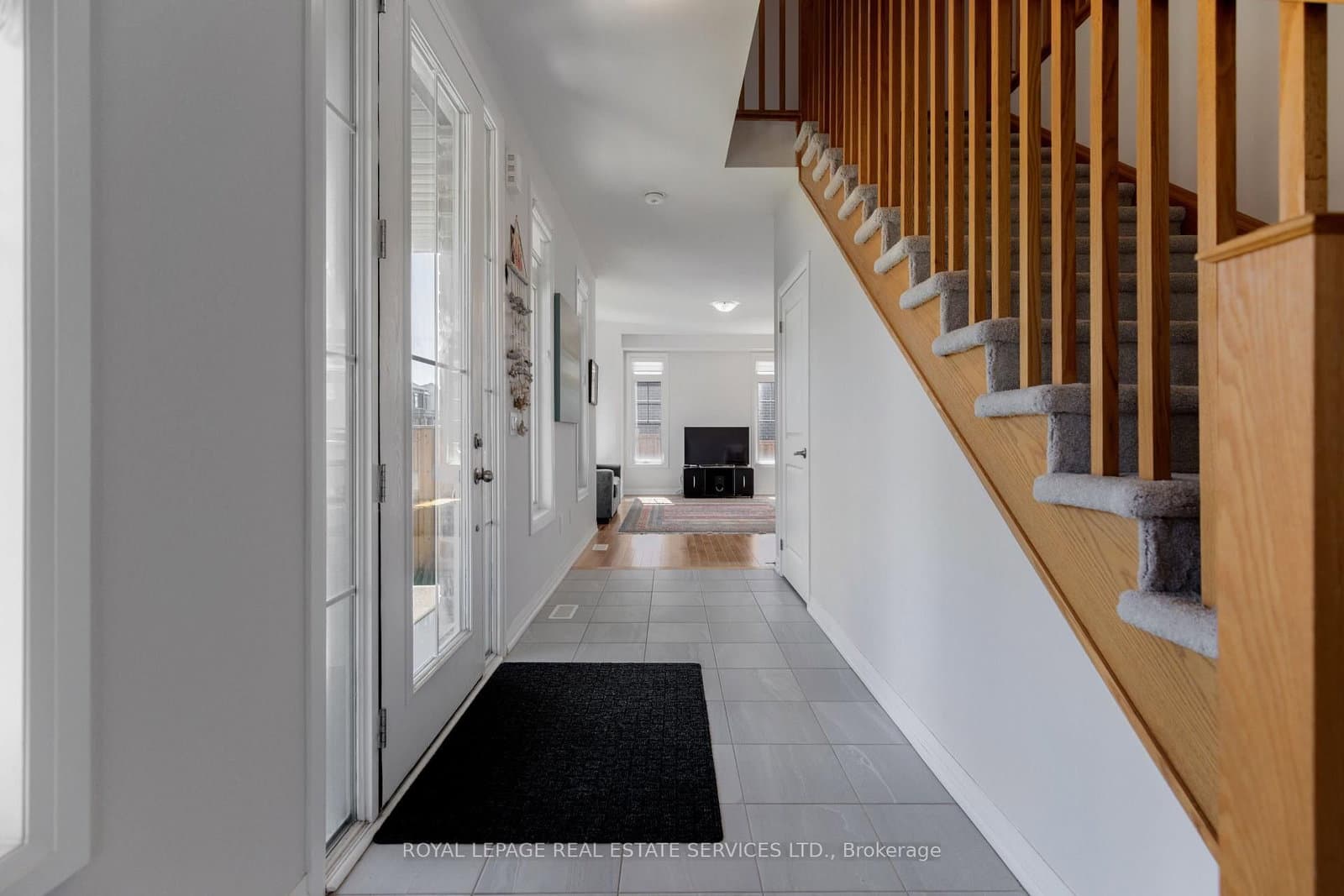 256 Rosebury Way - Image 4
