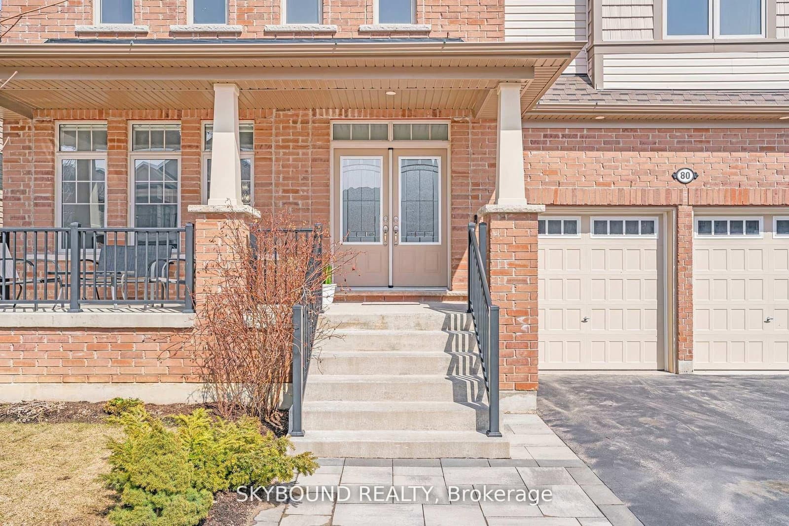 80 Harpin Way E - Image 4