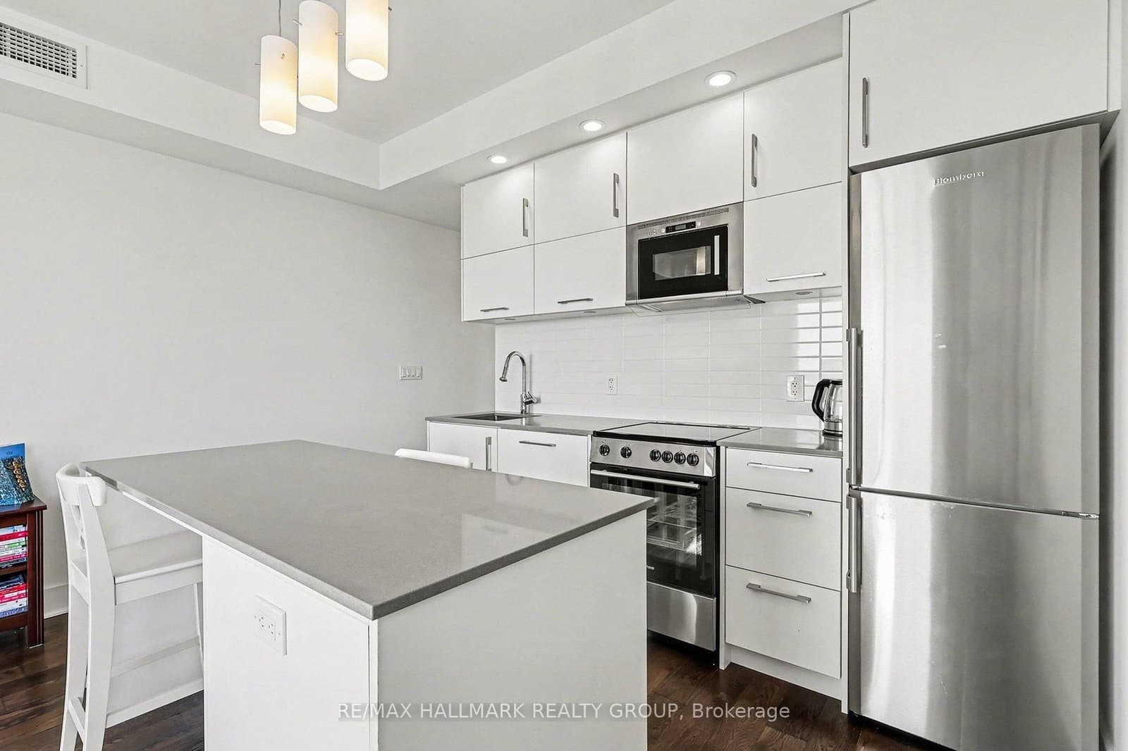 255 Bay Street, Unit 1412 - Image 5