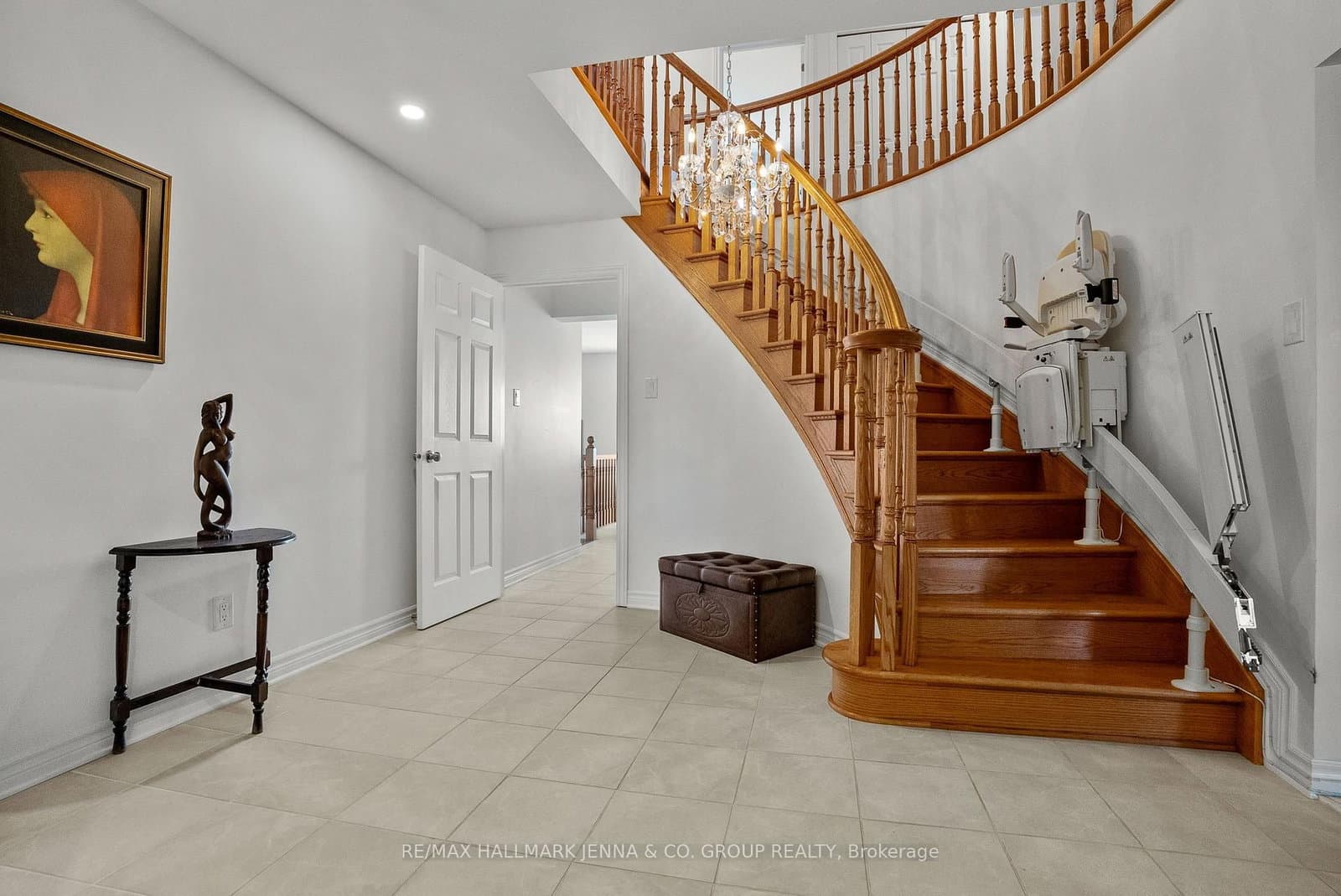 43 Elke Drive - Image 4