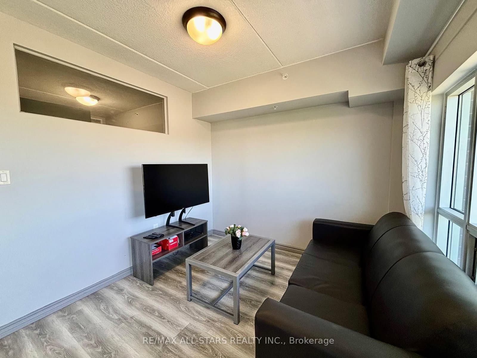 275 Larch Street, Unit 507 - Image 4