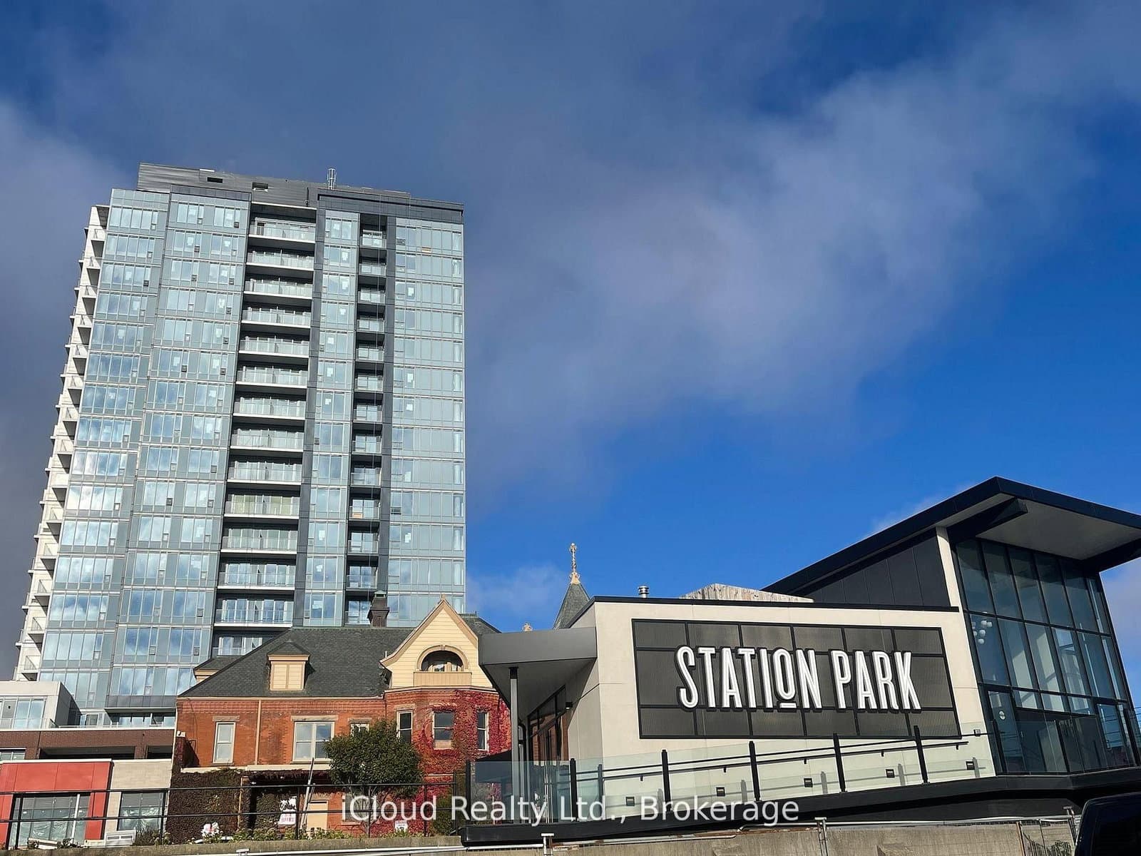 5 Wellington Street, Unit 202 - Image 1