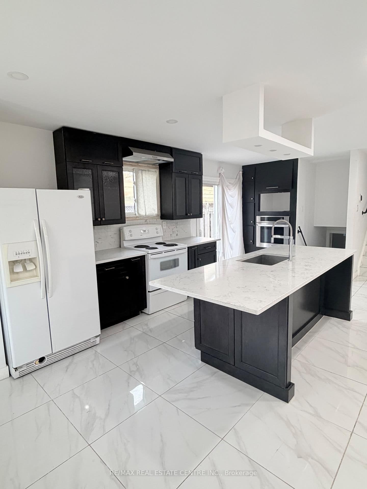 245 Heritage Drive - Image 4