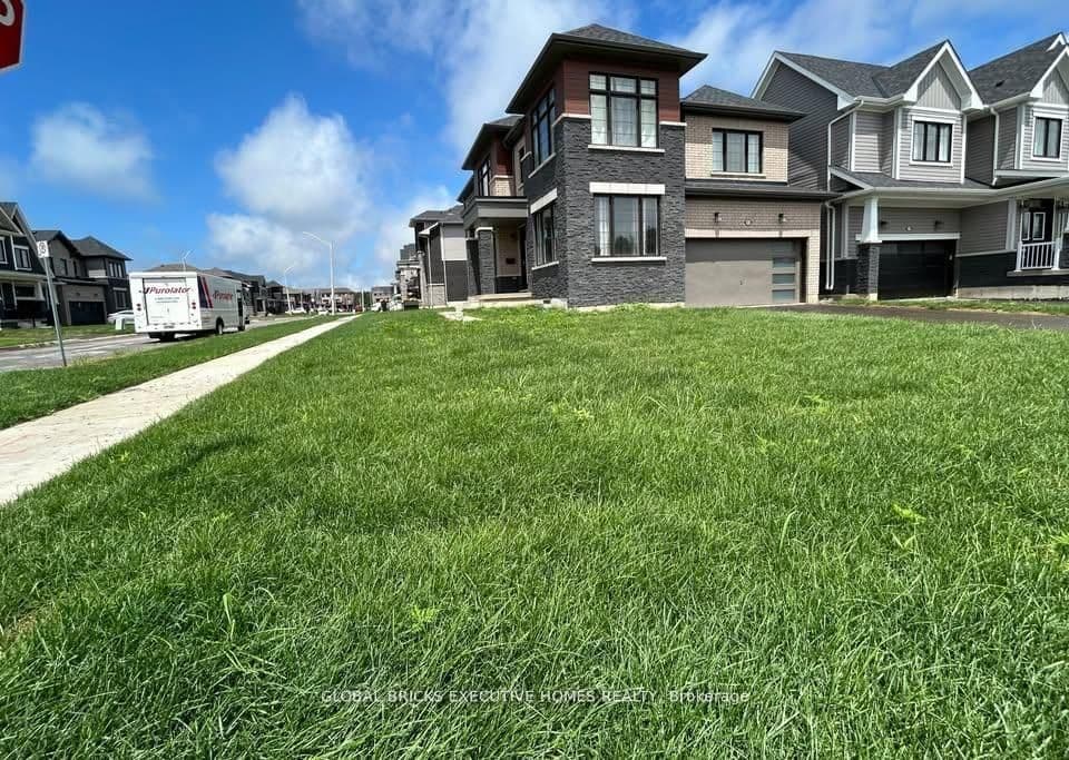 91 Higgins Avenue - Image 2