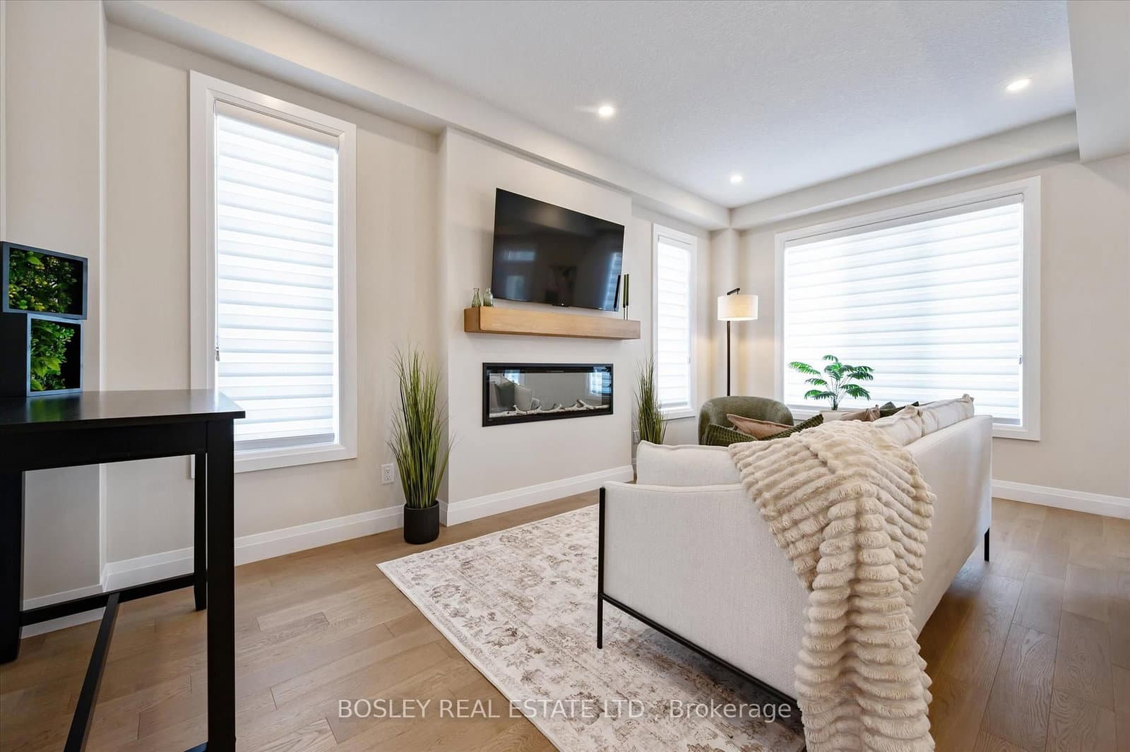 111 Catherine Street - Image 4