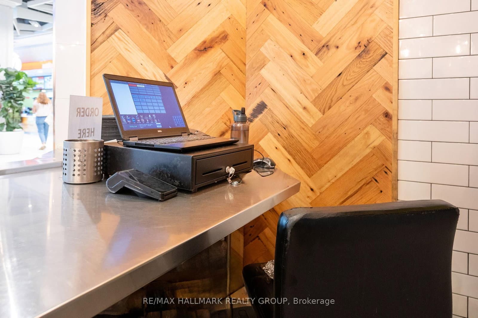 1200 St. Laurent Boulevard, Unit UNIT 609 - Image 3