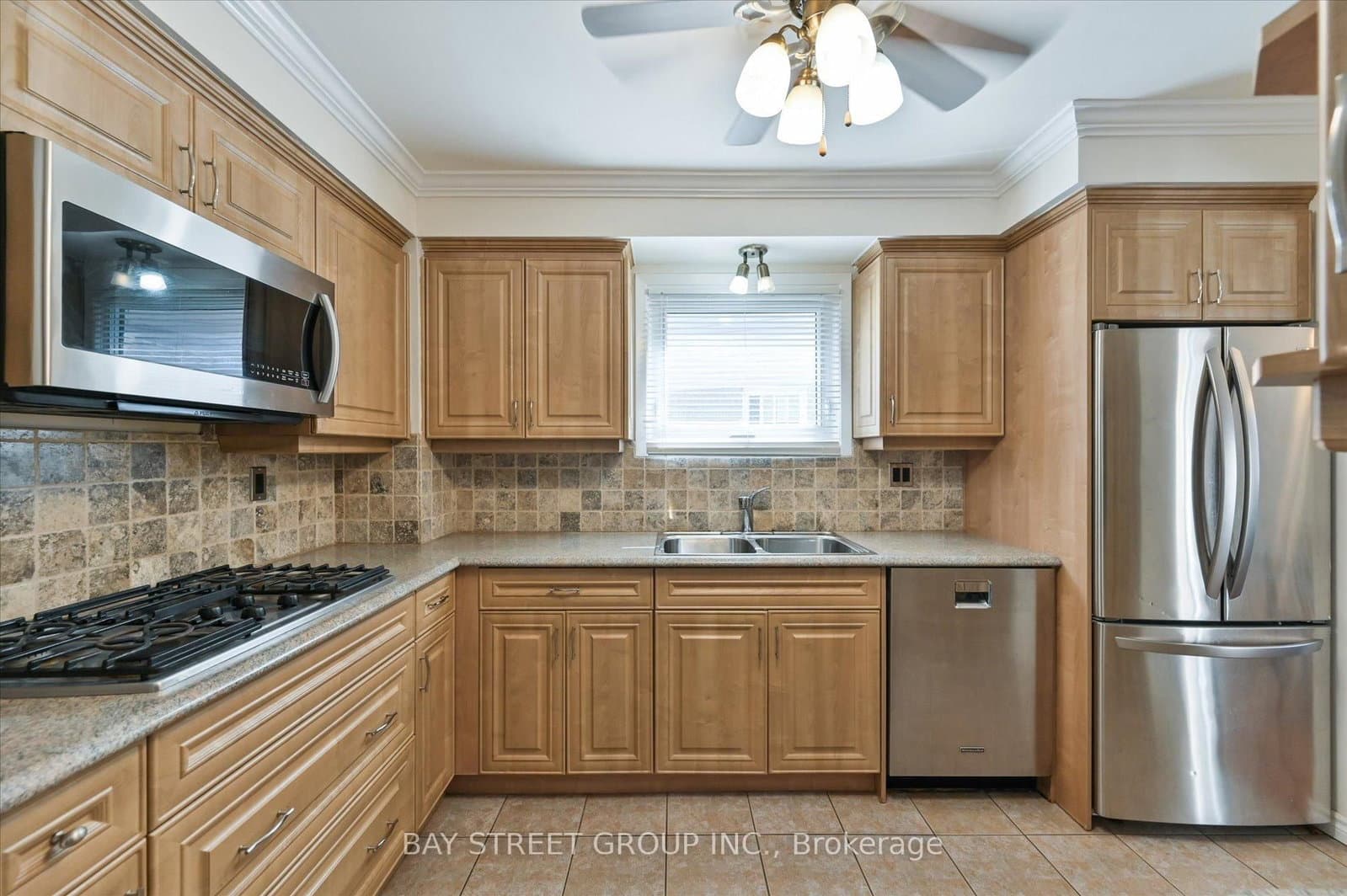 378 East 24th Street - Image 6