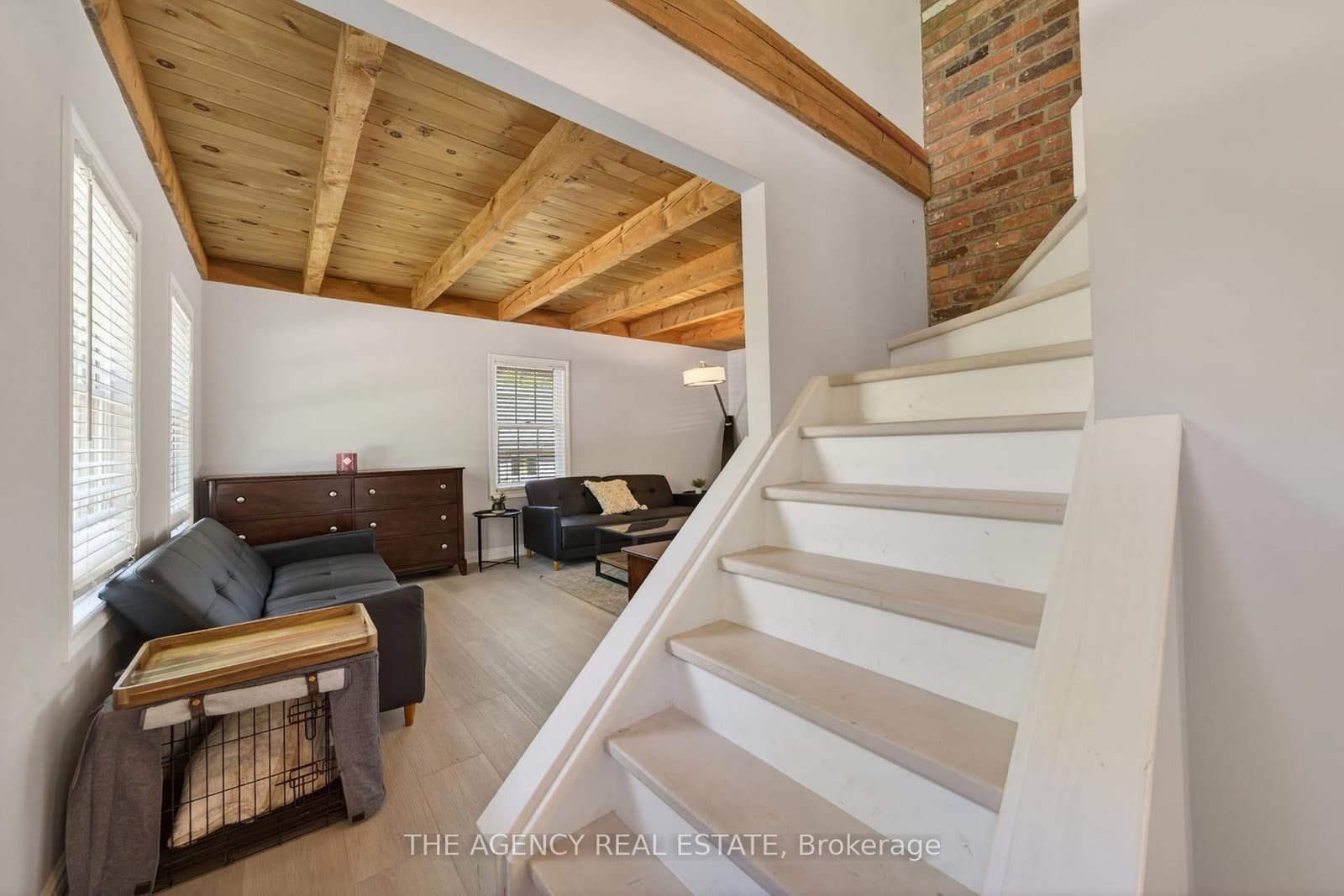 7904 Katharine Crescent - Image 4