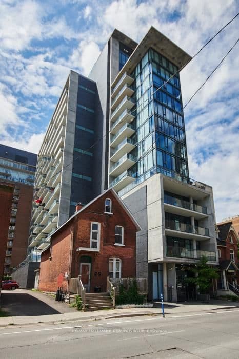 #1104 - 224 Lyon Street N