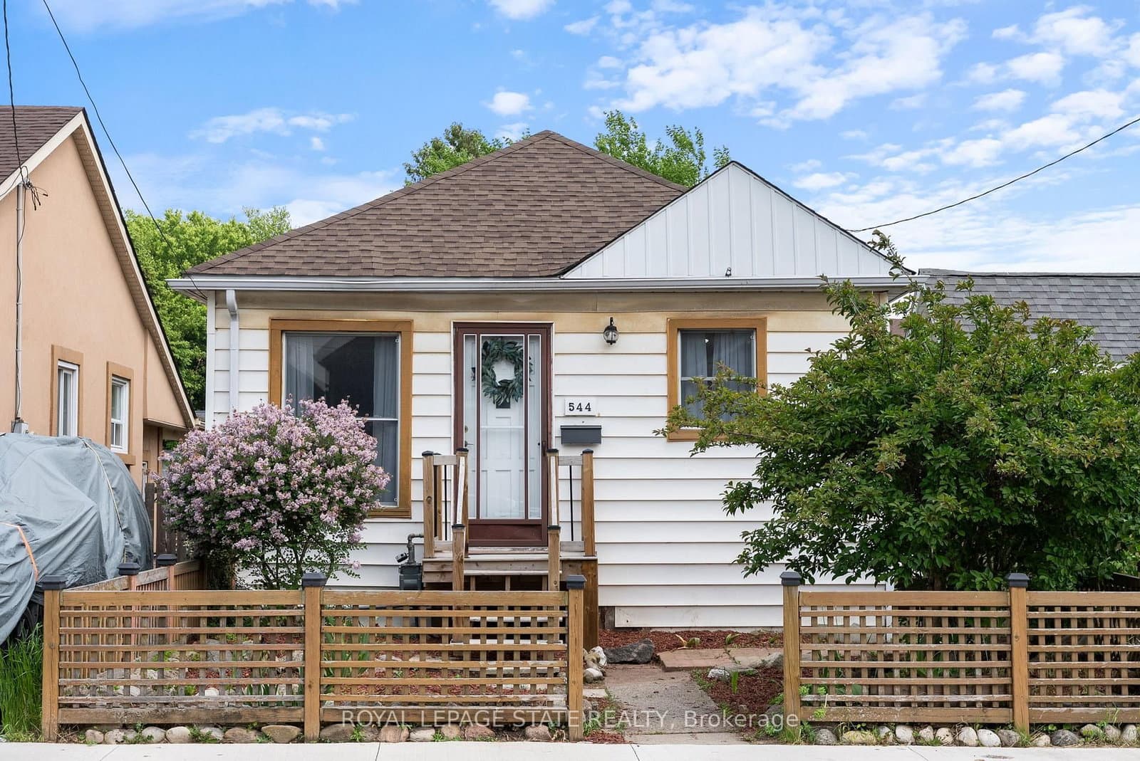 544 Mary Street - Image 2