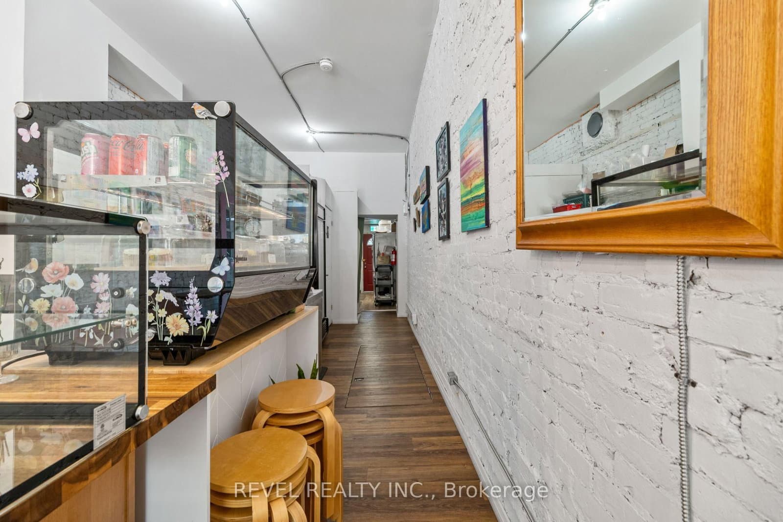334 James Street N - Image 6