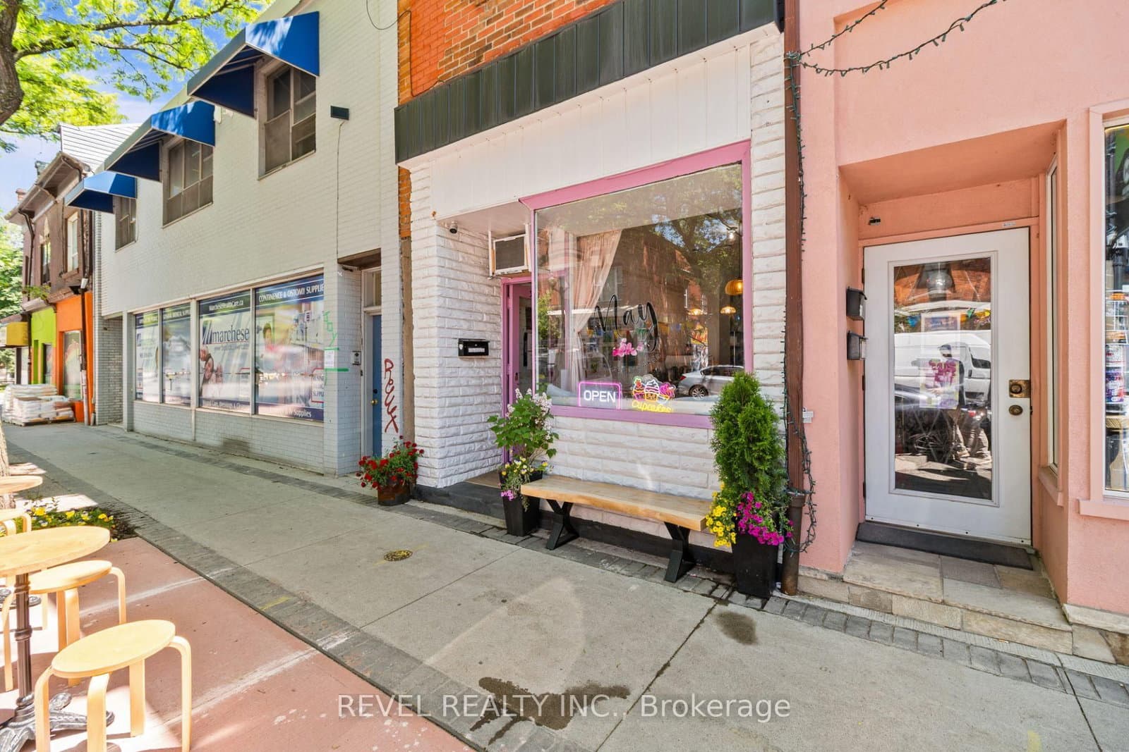 334 James Street N - Image 2