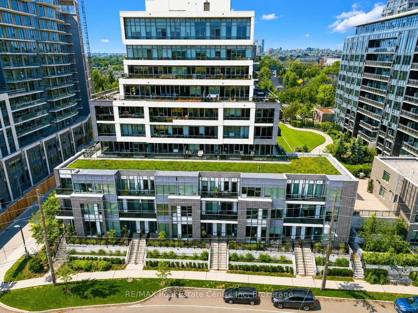73 ARTHUR Street S, Unit 103 - Image 1