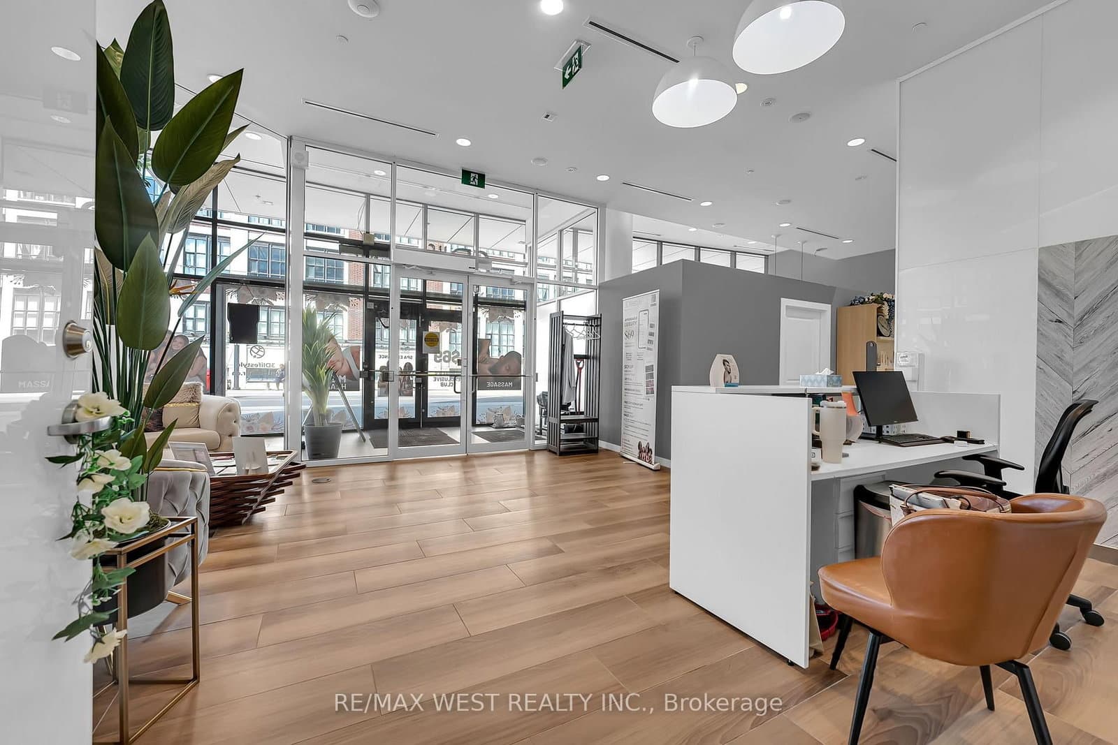 1 Victoria Street S, Unit 1 - Image 6
