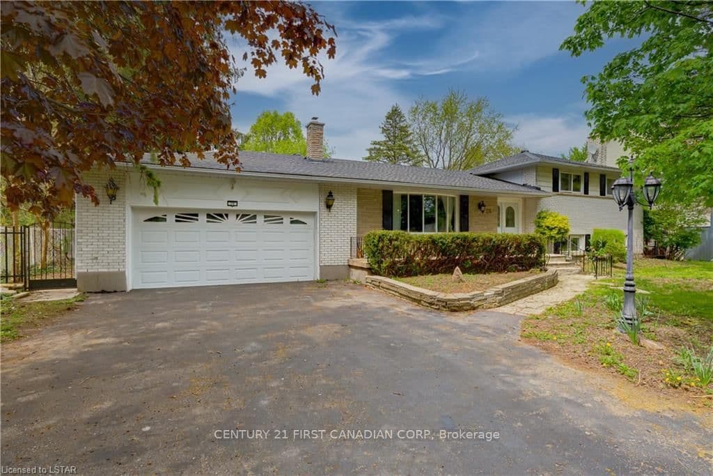 28 Redford Road - Image 1