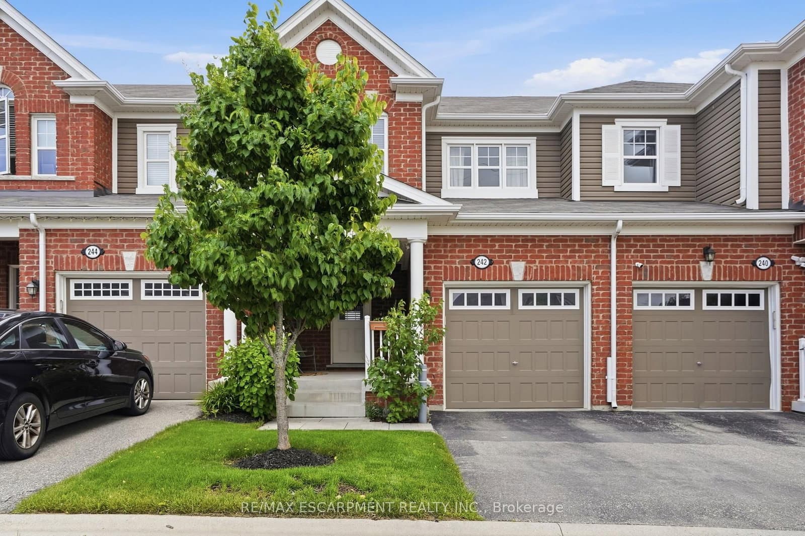 242 Waterbrook Lane - Image 1
