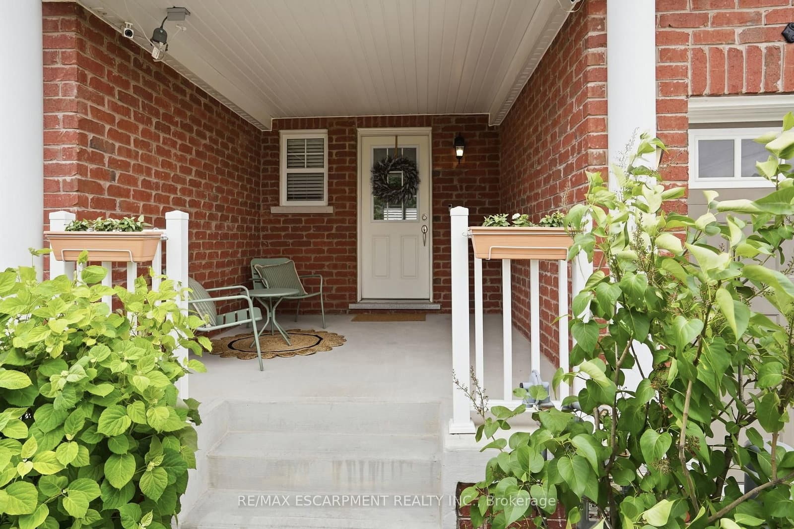 242 Waterbrook Lane - Image 4