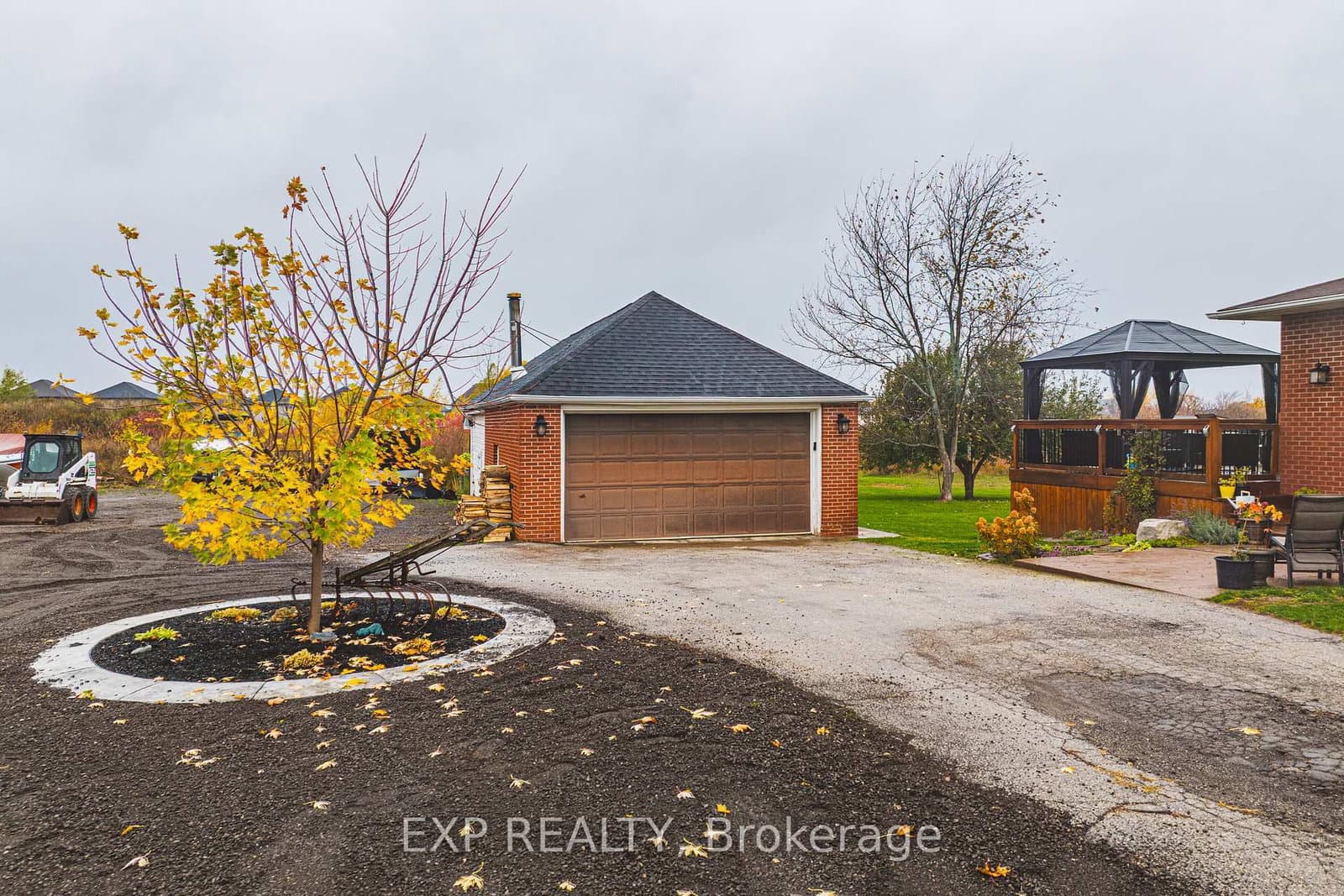 70 Webster Road - Image 4