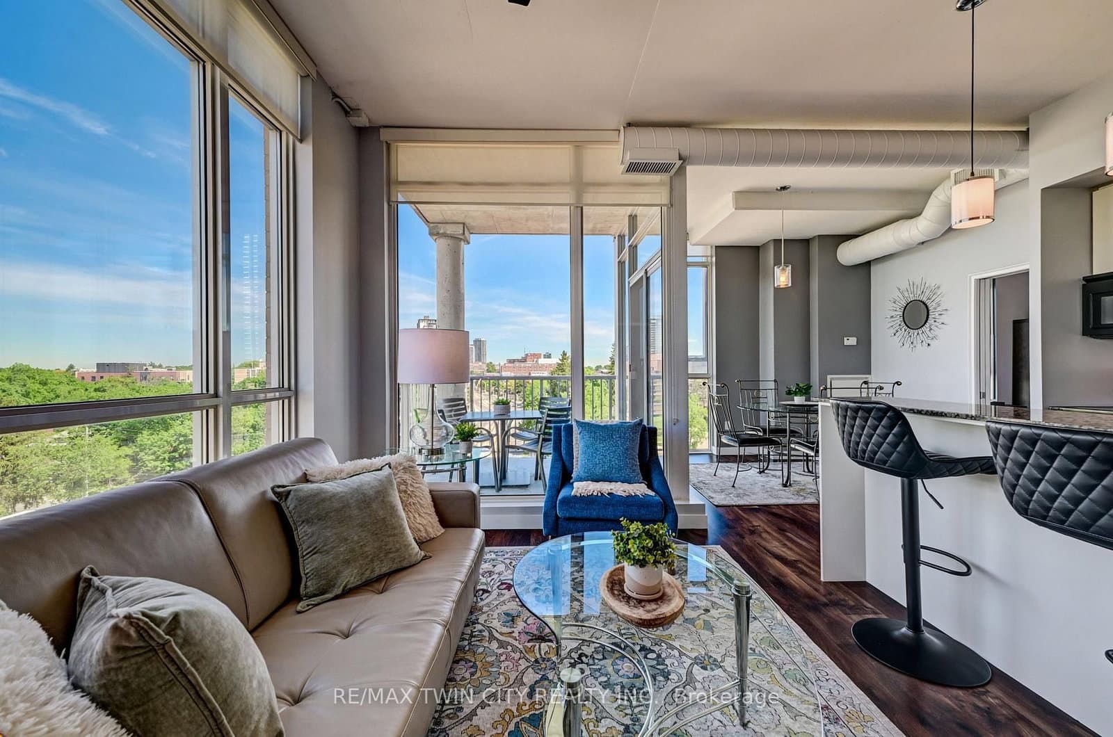 191 King Street S, Unit 706 - Image 4