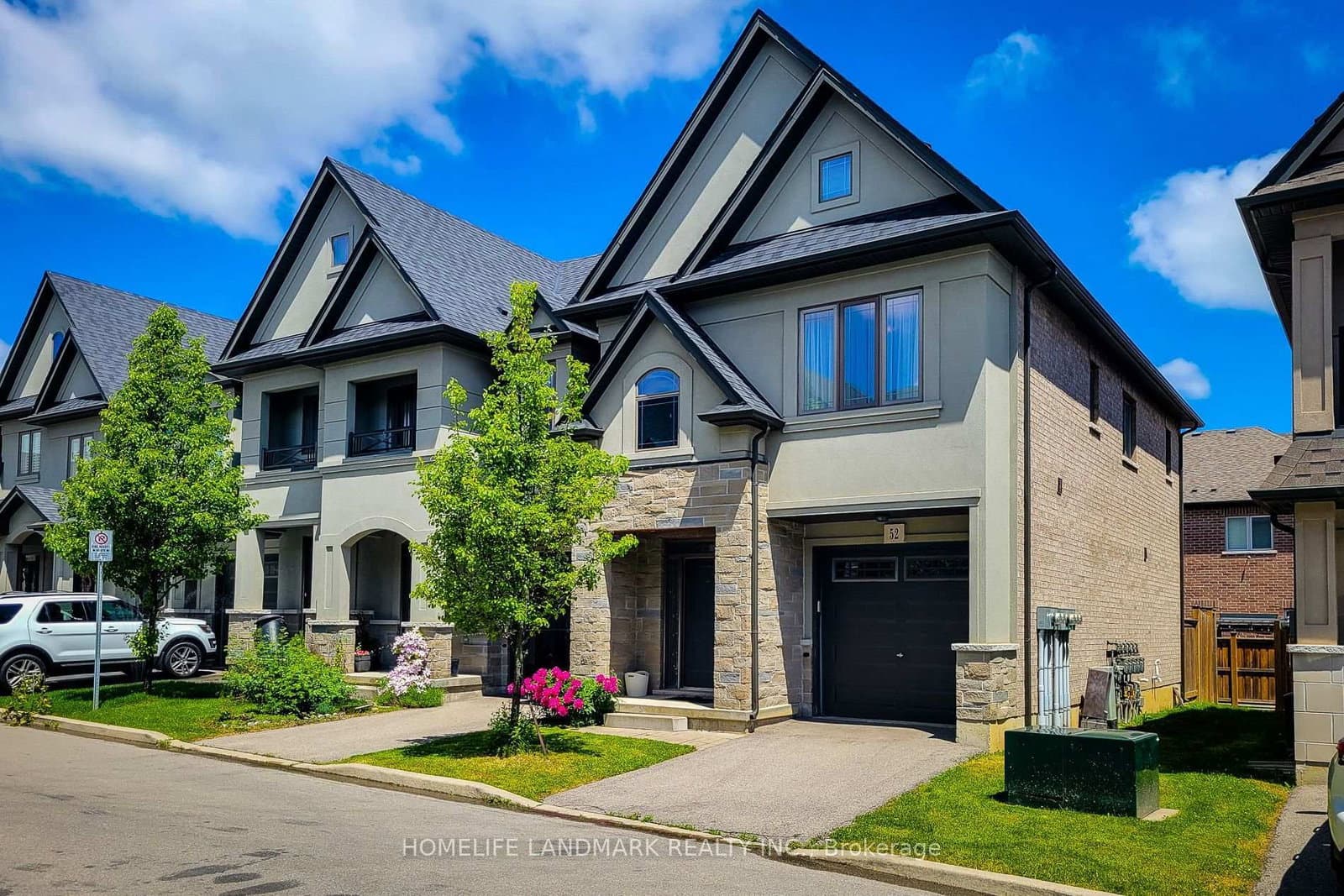 52 Sonoma Valley Crescent - Image 2