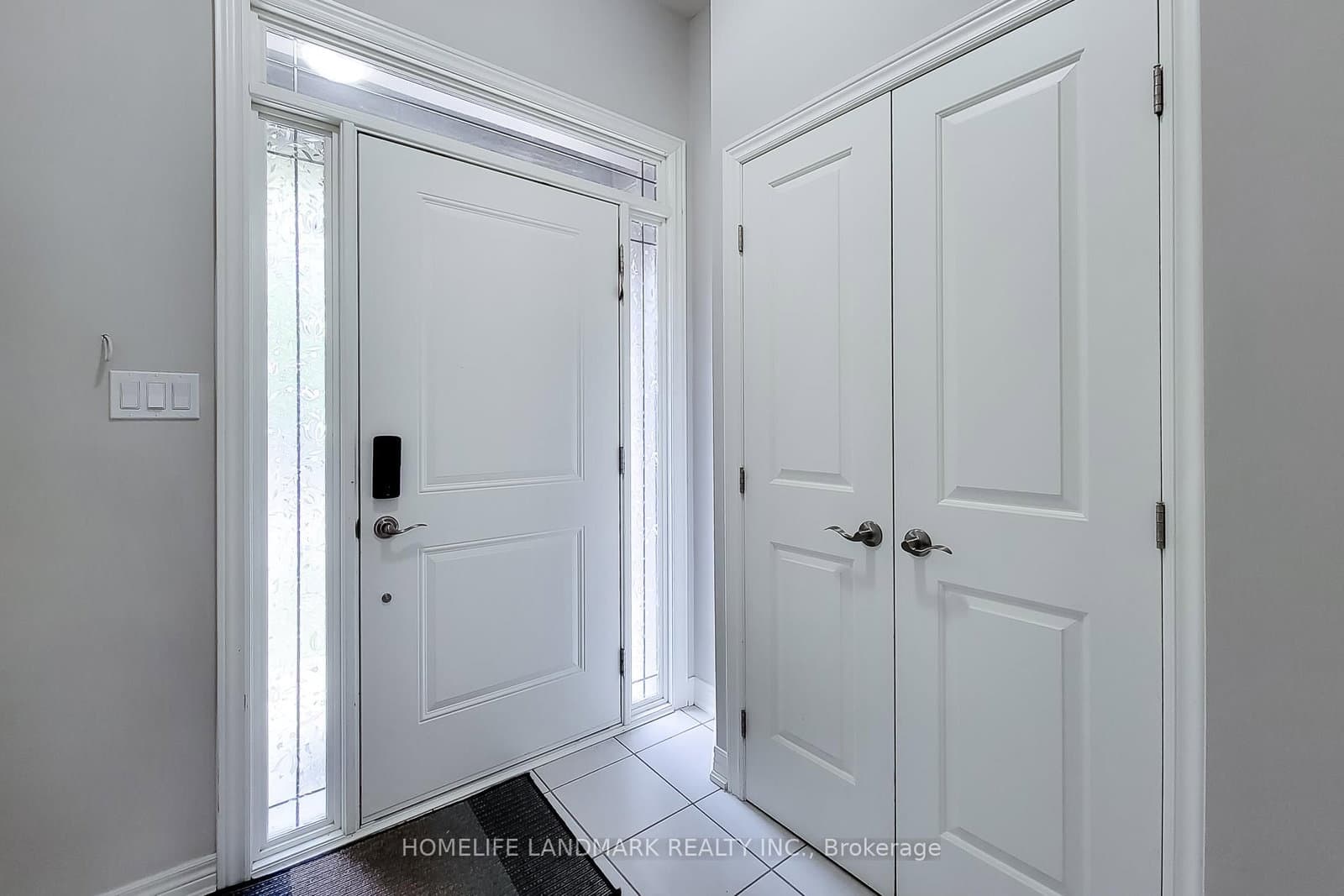 52 Sonoma Valley Crescent - Image 4