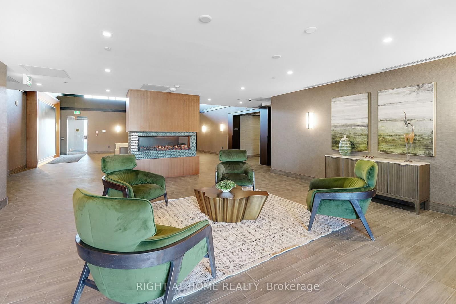 460 Dundas Street E, Unit 905 - Image 3