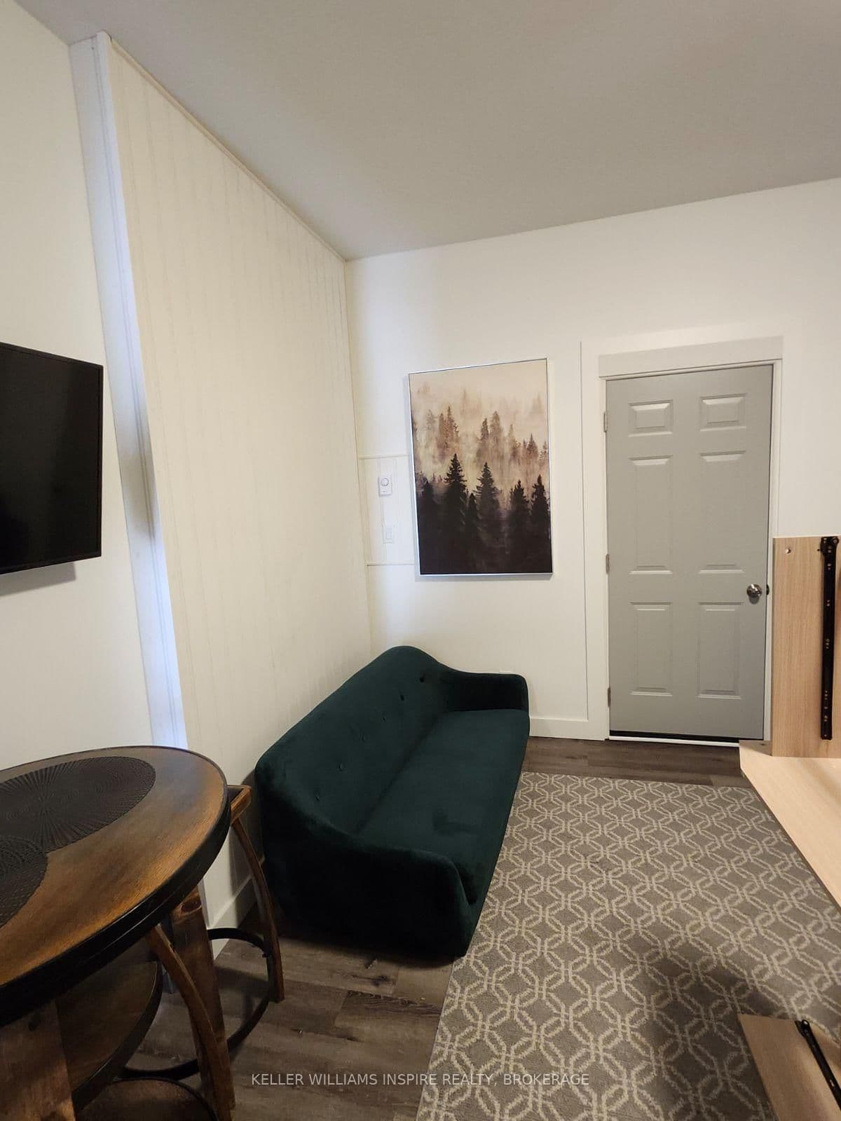 31 Everett Street - Image 2