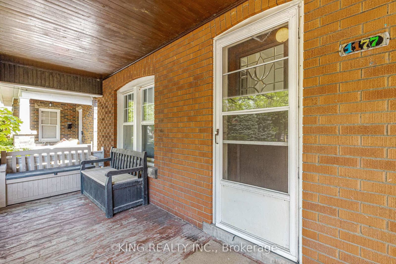 1177 King Street W - Image 2