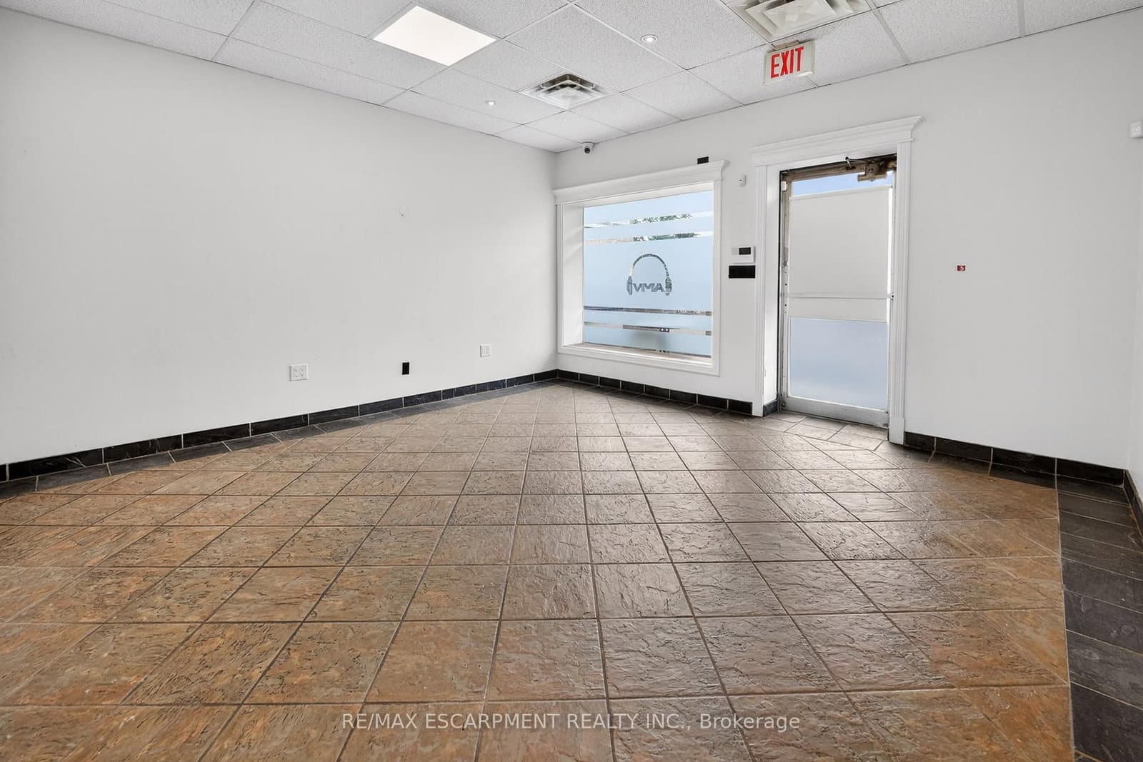 295 Highway 8, Unit 3 - Image 5