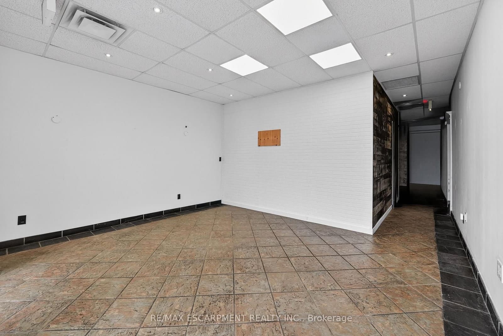 295 Highway 8, Unit 3 - Image 6