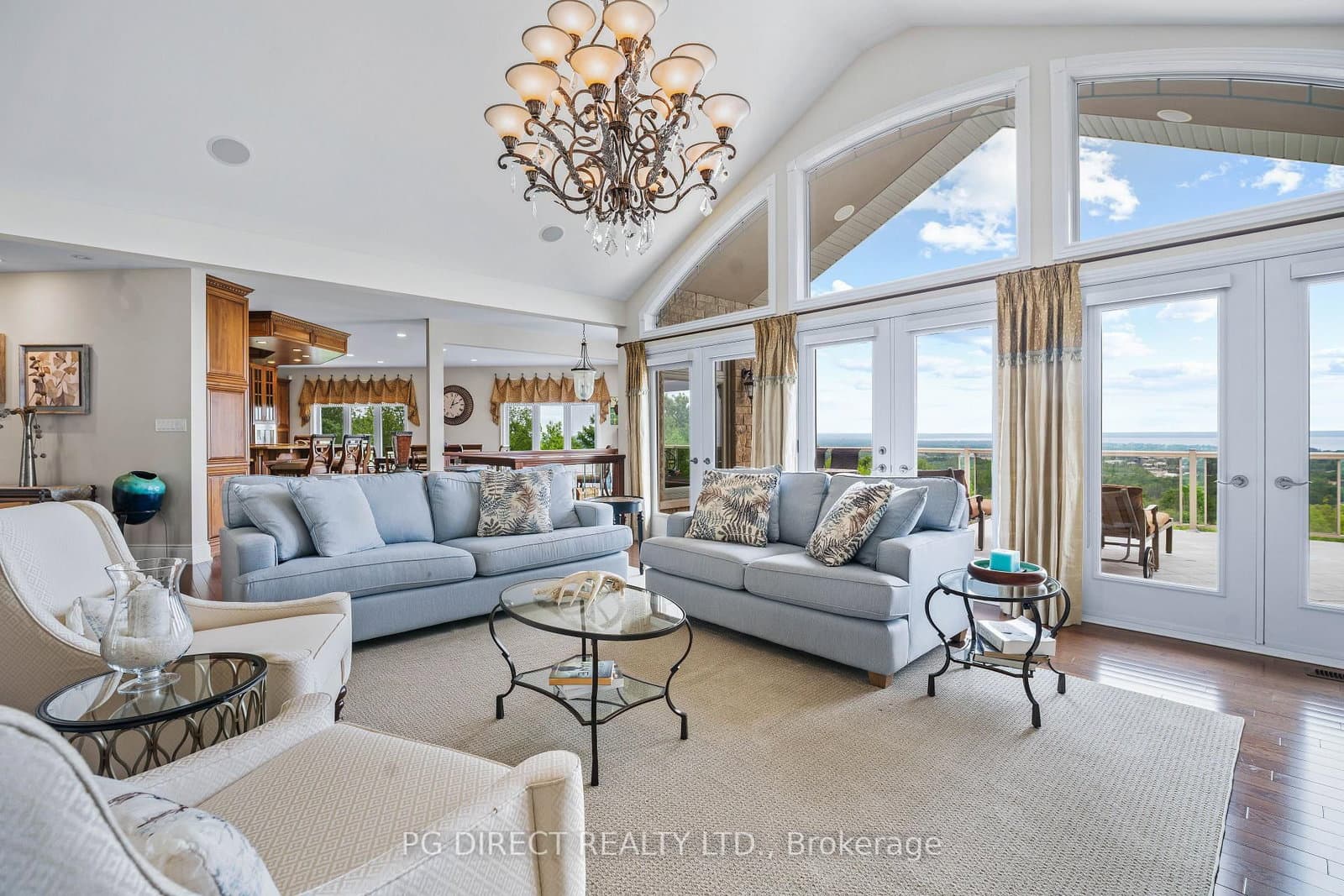 427 Surrey Drive - Image 6