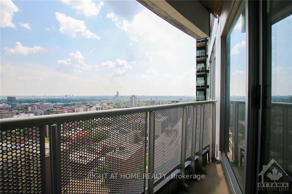 40 Nepean Street, Unit 2306 - Image 2