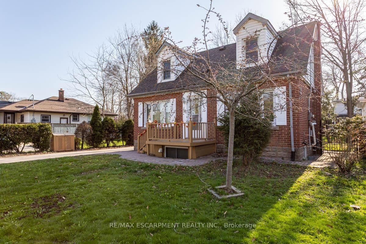 17 Thorndale Street N - Image 3