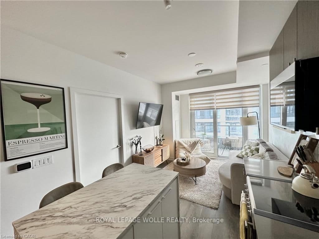 15 Wellington Street S, Unit 1114 - Image 3
