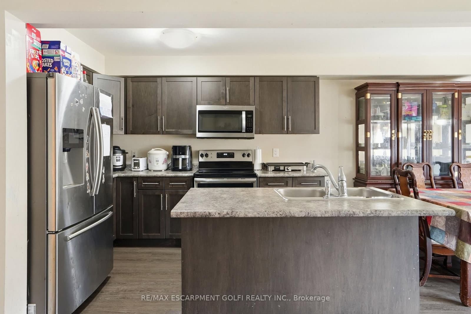 584 Julia Drive - Image 6