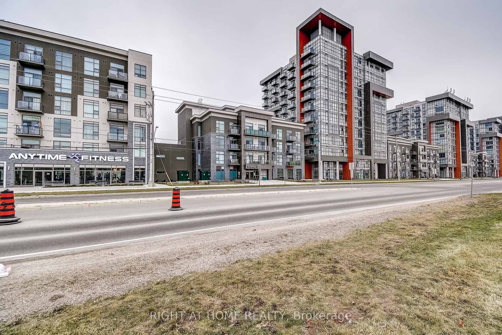 470 Dundas Street E, Unit 604 - Image 4