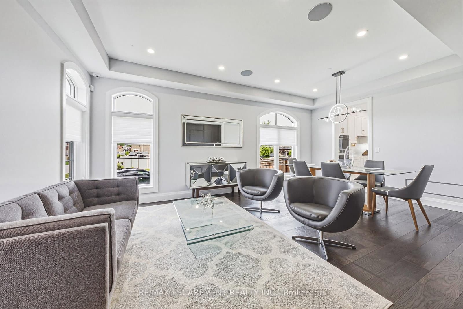 55 Robarts Drive - Image 6