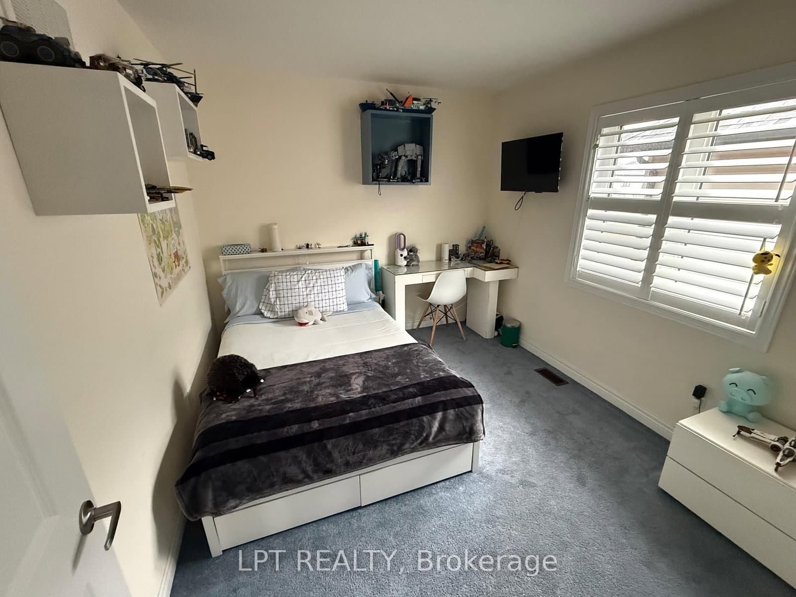 50 Spring Crest (Upper Unit) Way - Image 4
