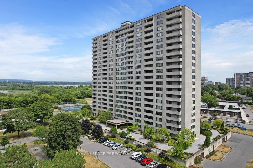 #207 - 2625 Regina Street