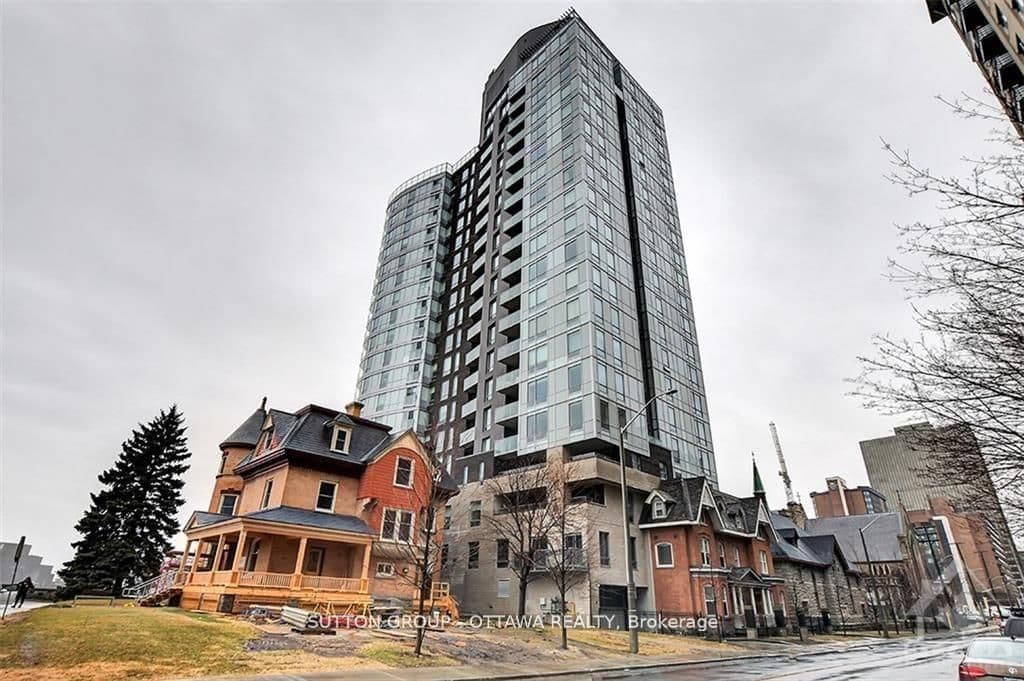 428 Sparks Street, Unit 306 - Image 2