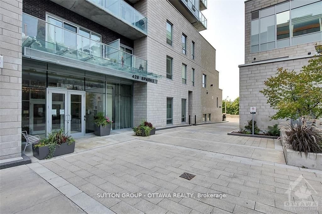 428 Sparks Street, Unit 306 - Image 3