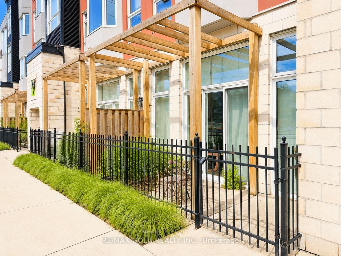253 Albert Street, Unit 112 - Image 3