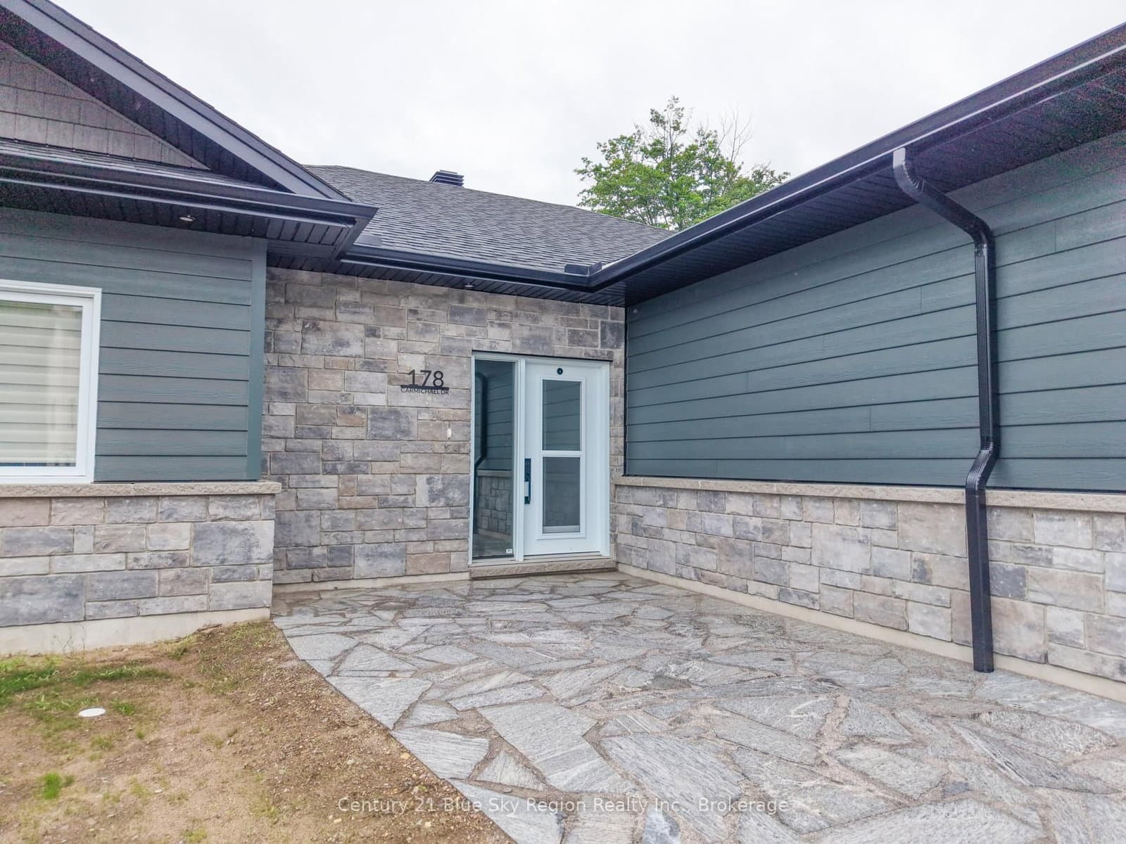 178 Carmichael Drive - Image 3