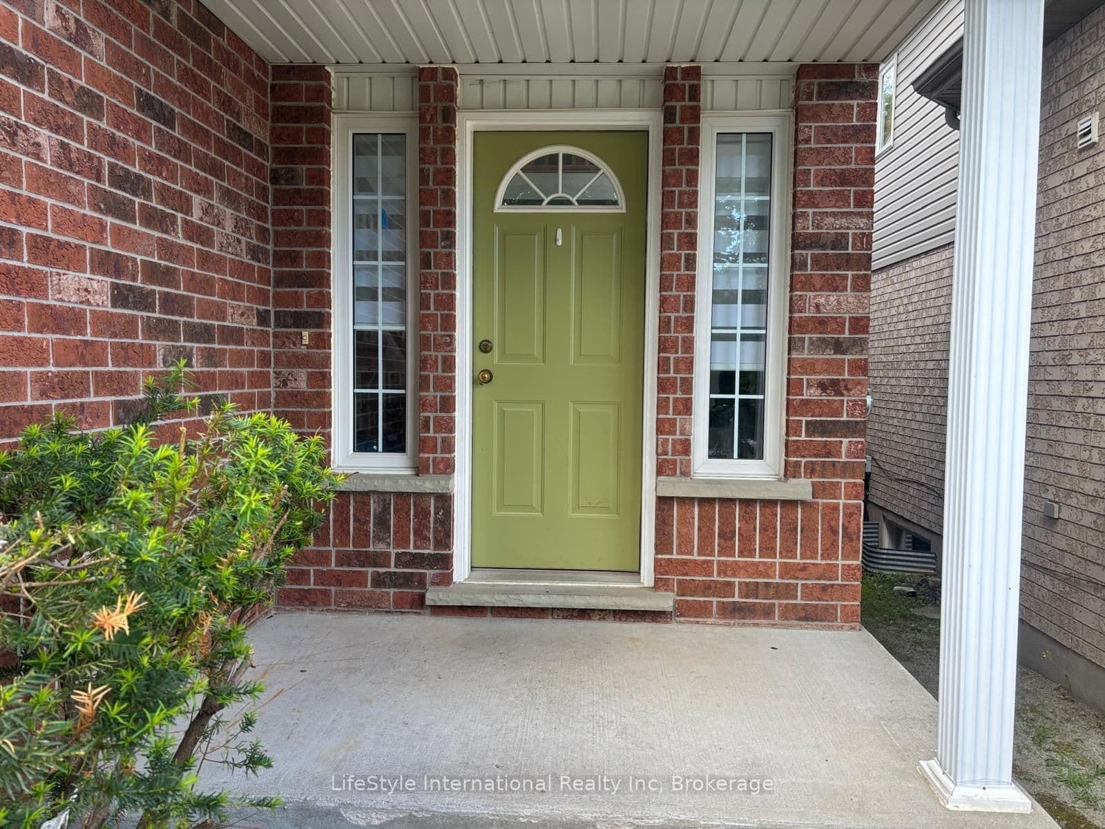 41 CAMM Crescent - Image 4